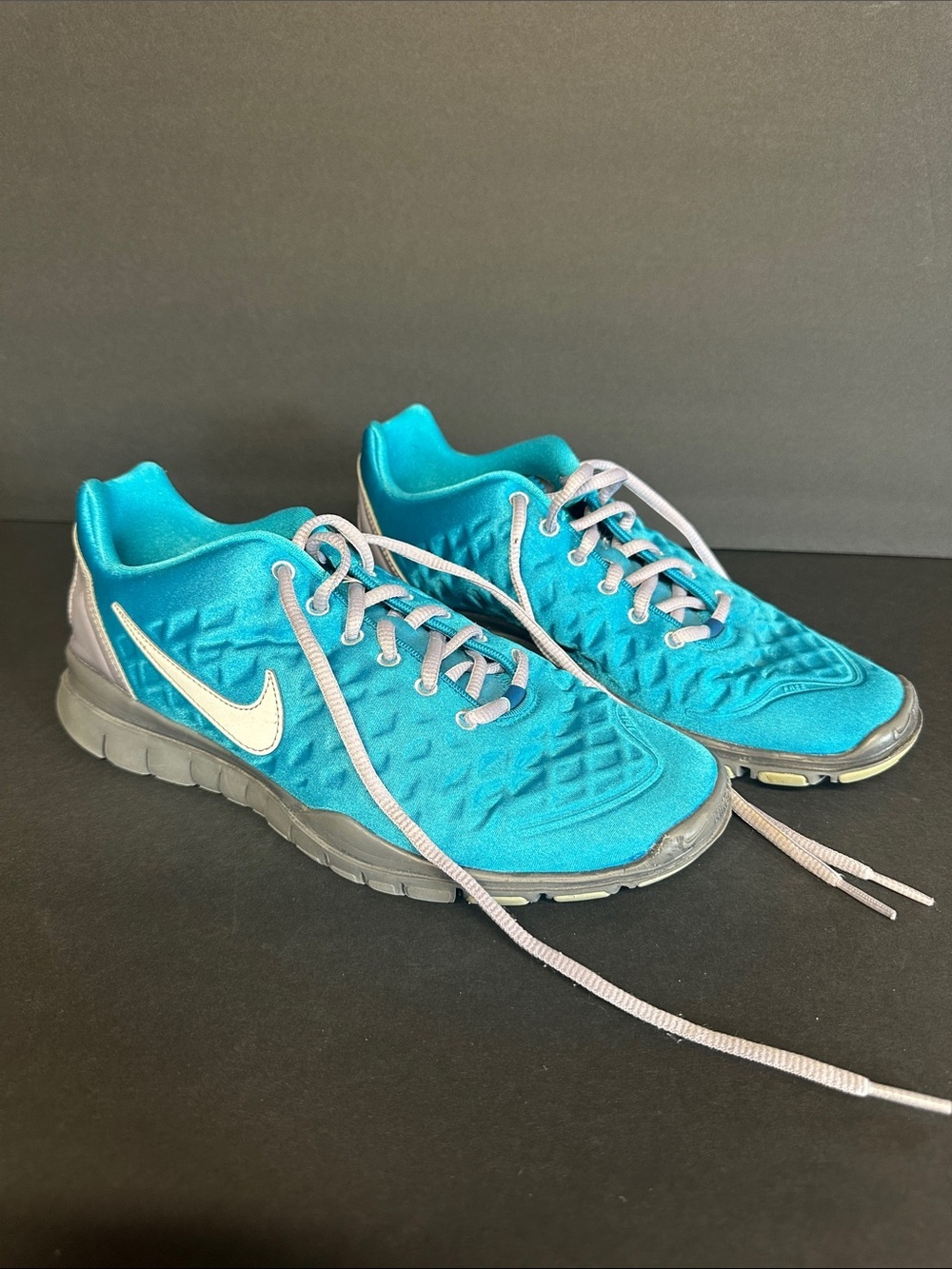 Nike free TR Fit blue tennis shoes women’s size 9
